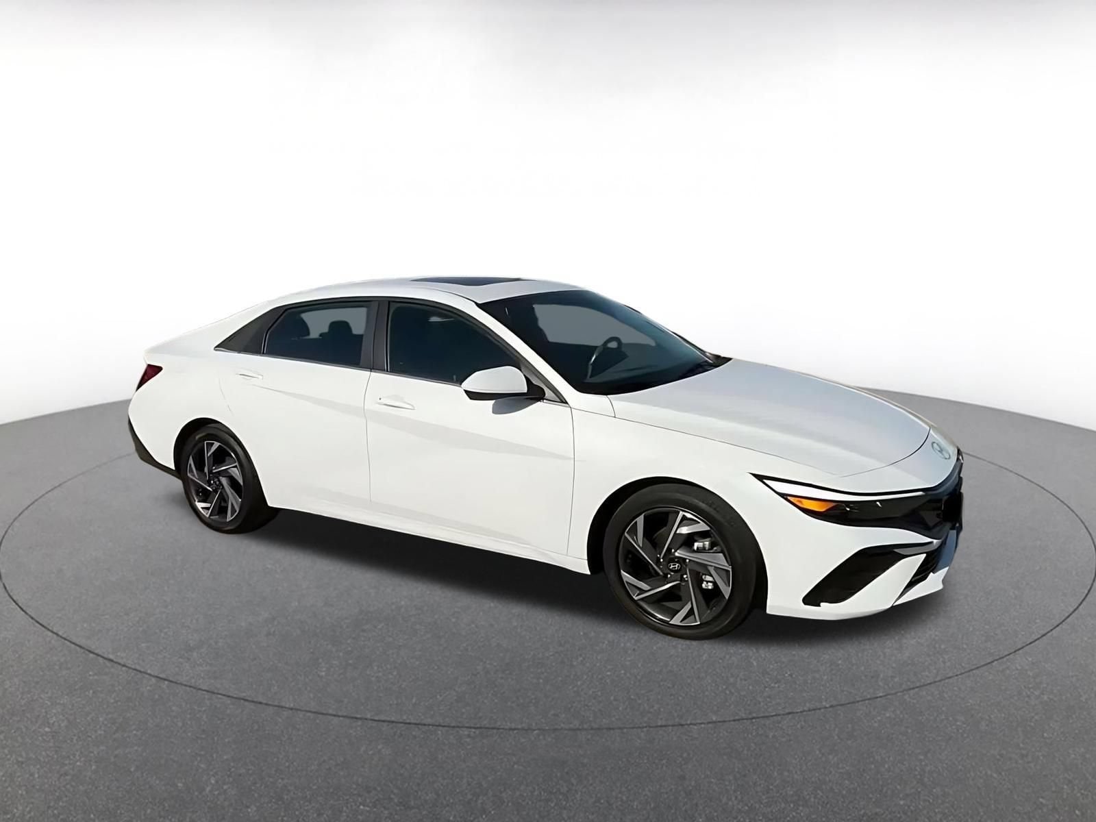 Thumbnail: 2025 Hyundai Elantra - 2