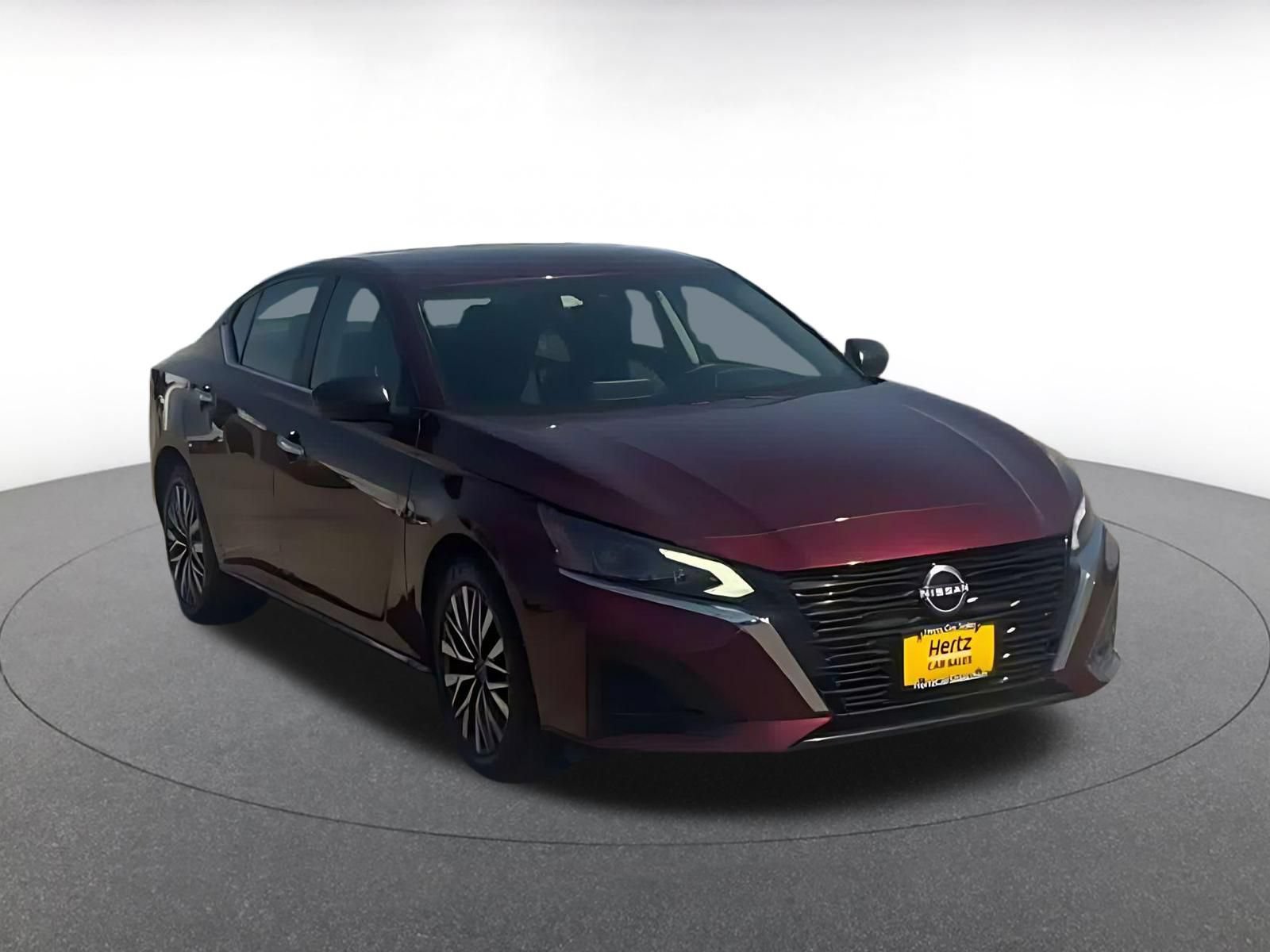Thumbnail: 2025 Nissan Altima - 8