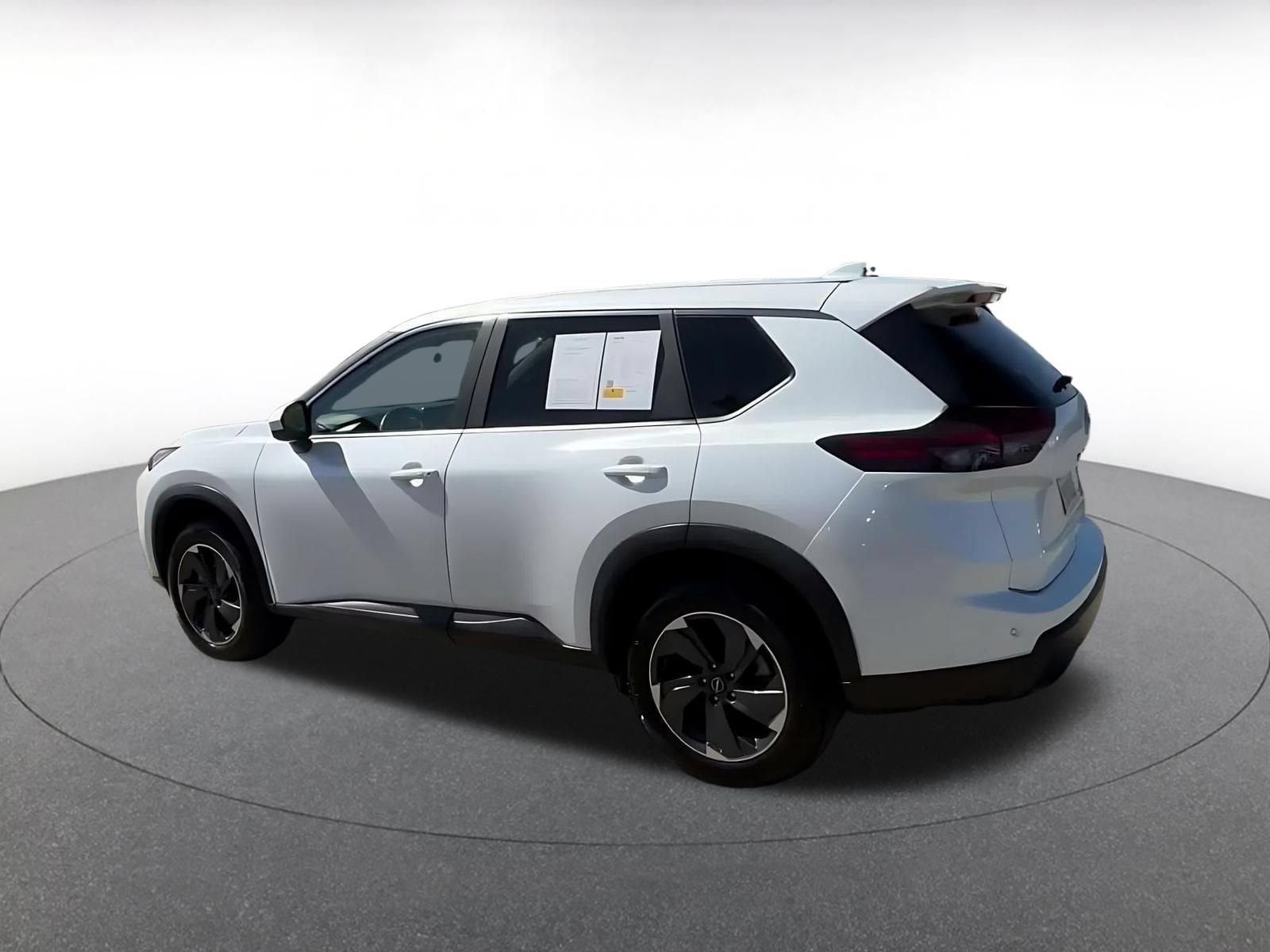 Thumbnail: 2025 Nissan Rogue - 9