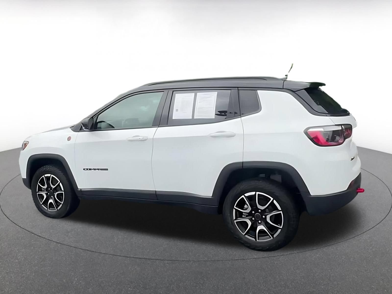 Thumbnail: 2025 Jeep Compass - 9