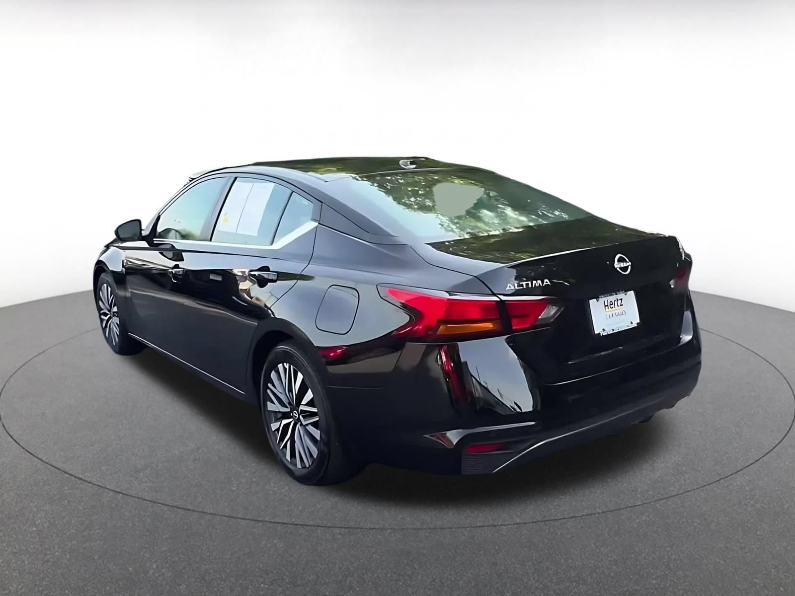 Thumbnail: 2026 Nissan Altima - 10