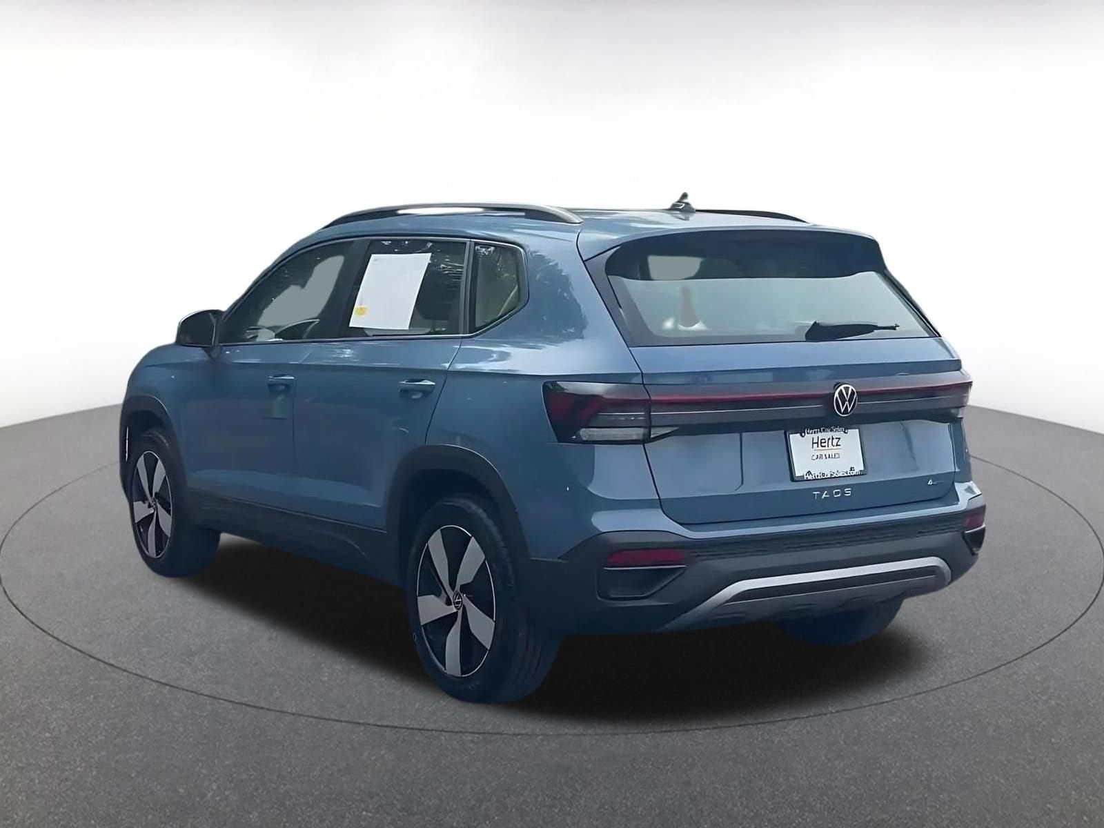 Thumbnail: 2026 Volkswagen Taos - 10