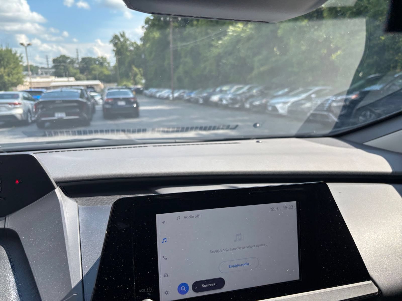 Thumbnail: 2025 Toyota Prius - 16