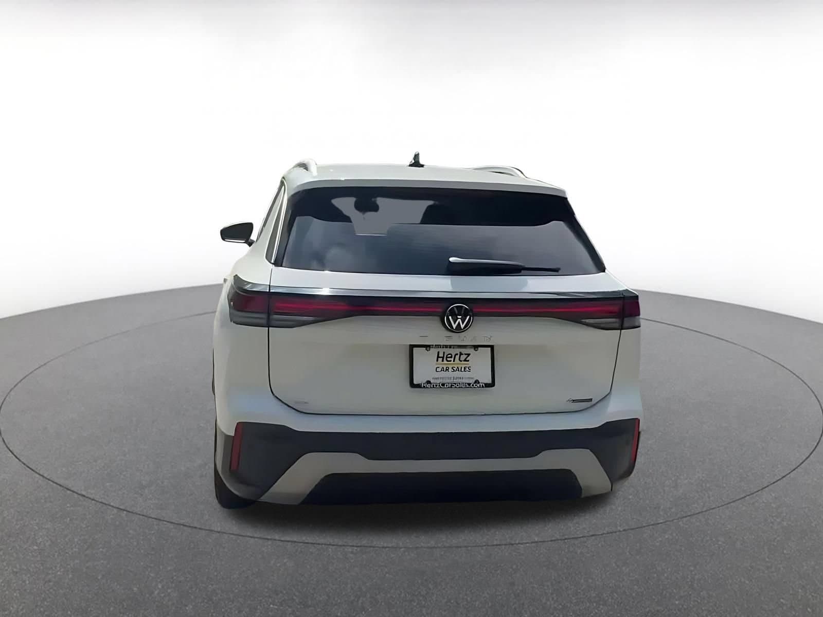 Thumbnail: 2026 Volkswagen Tiguan - 12