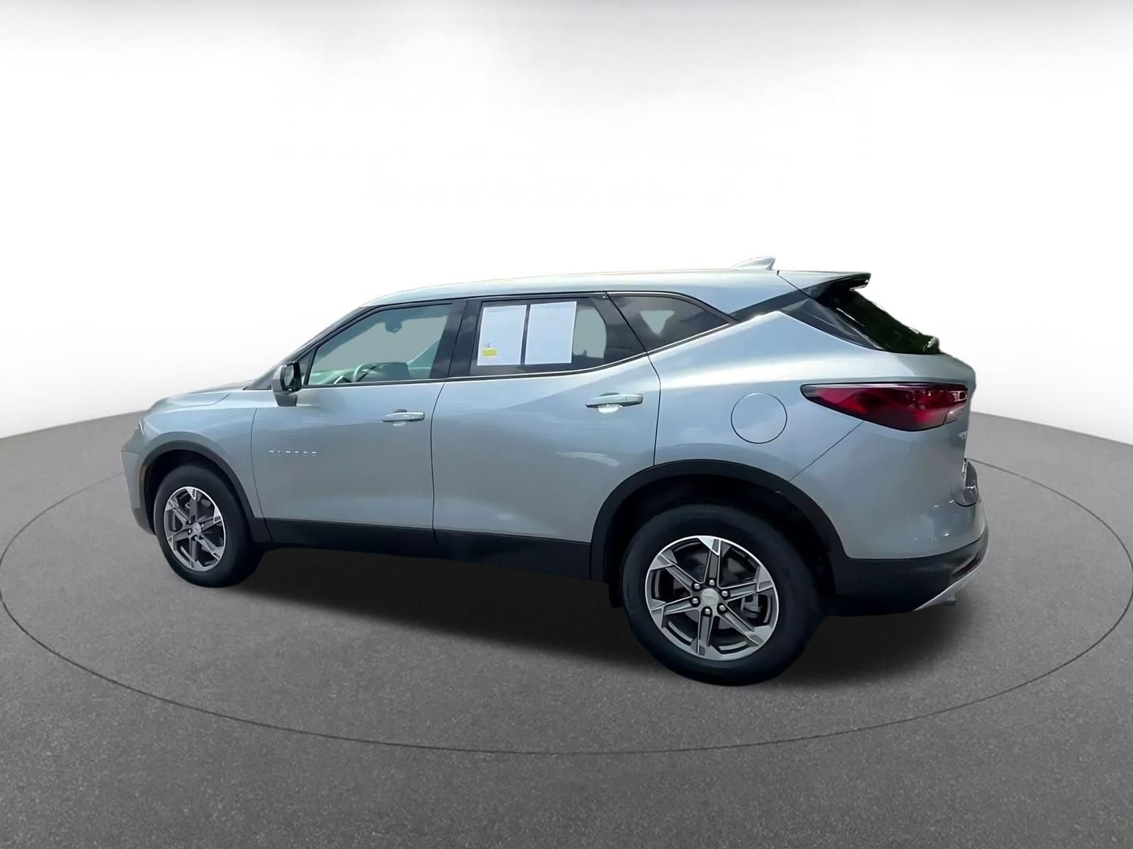 Thumbnail: 2026 Chevrolet Blazer - 9