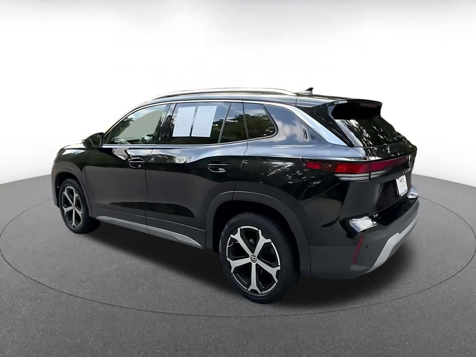 Thumbnail: 2026 Volkswagen Tiguan - 10