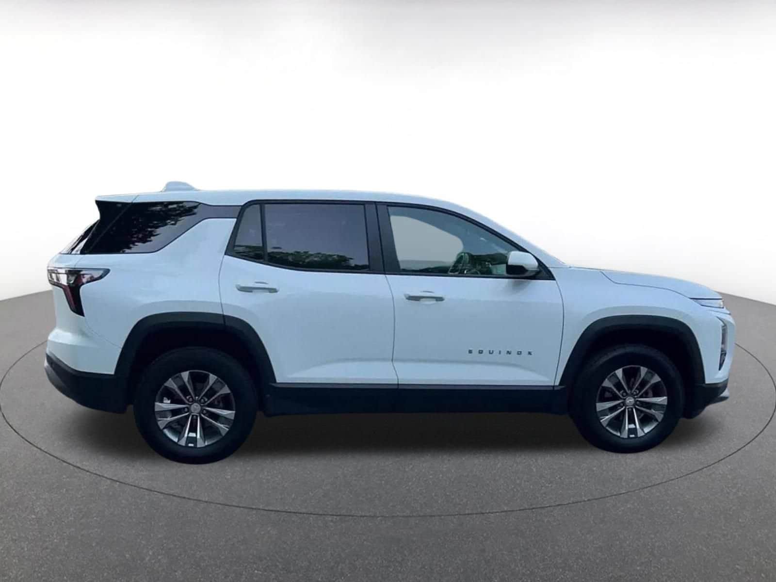 Thumbnail: 2025 Chevrolet Equinox - 15