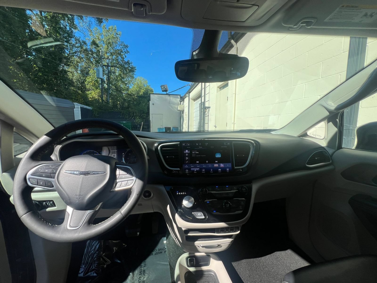 Thumbnail: 2024 Chrysler Pacifica - 34