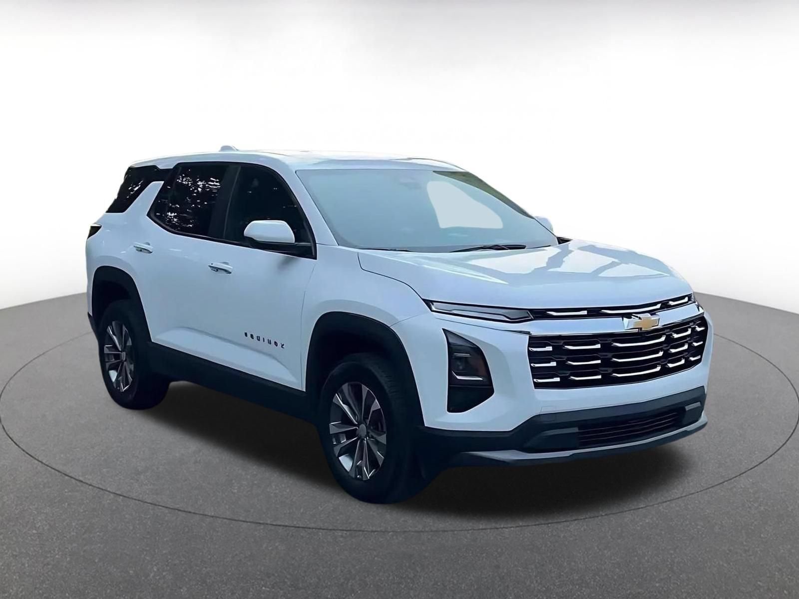 Thumbnail: 2025 Chevrolet Equinox - 3