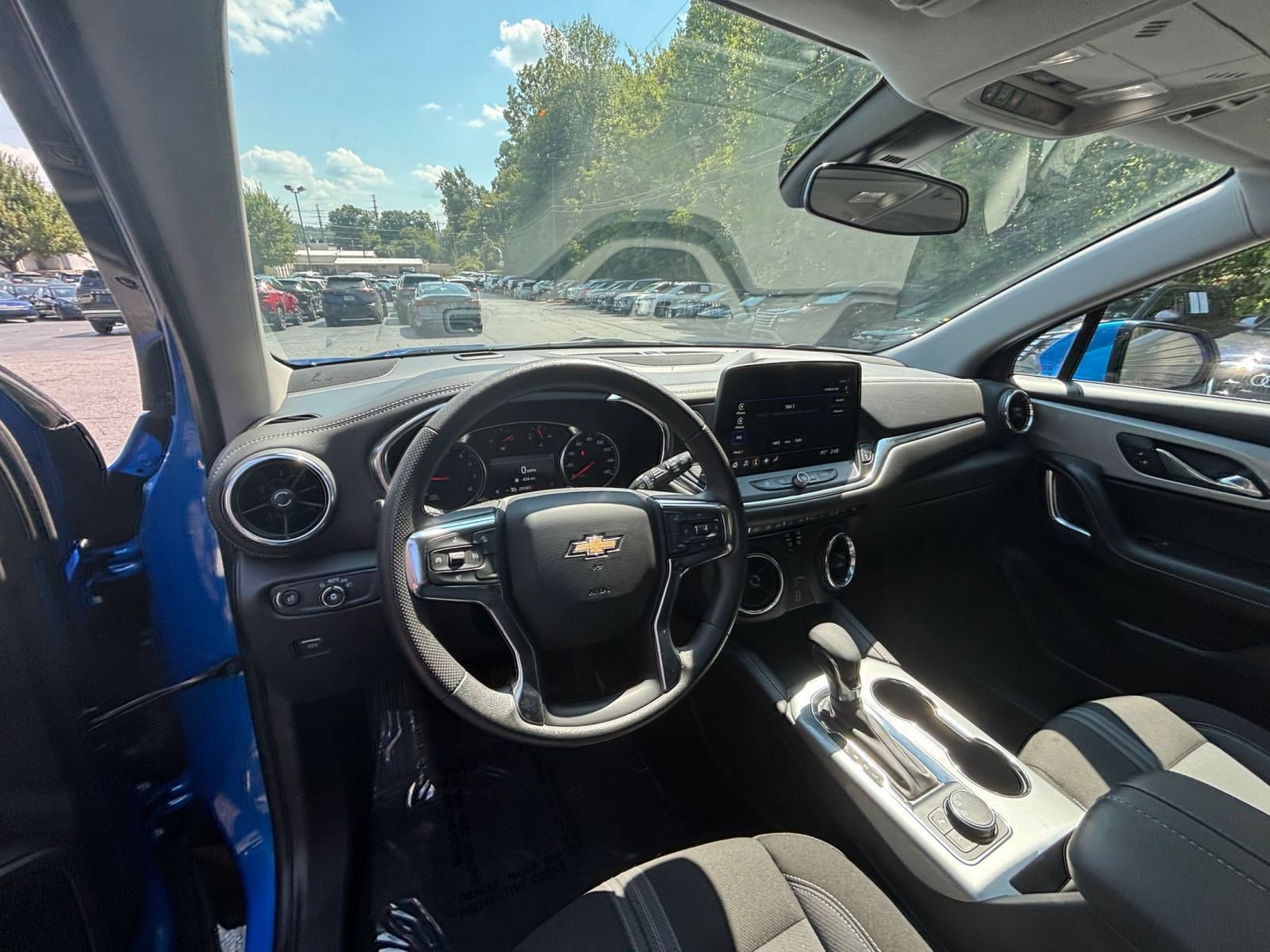 Thumbnail: 2026 Chevrolet Blazer - 28
