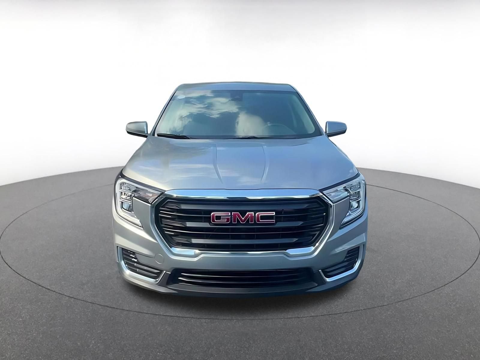Thumbnail: 2024 GMC Terrain - 4