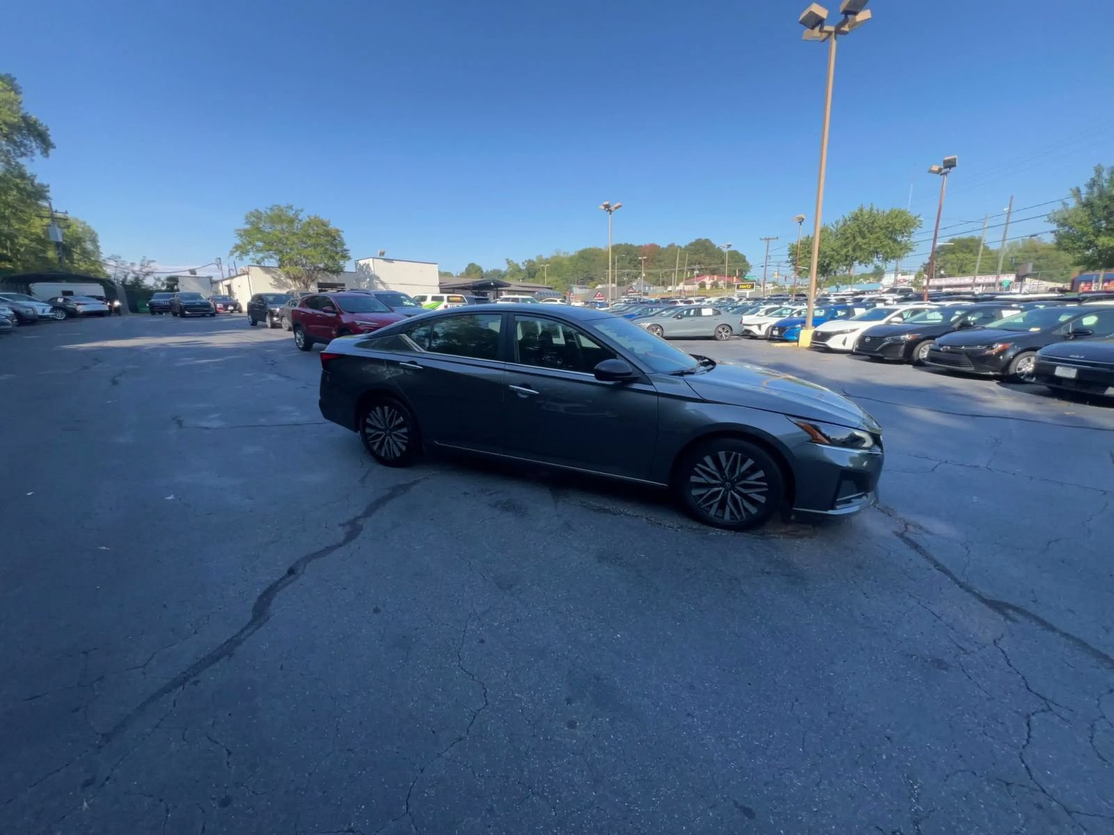 Thumbnail: 2025 Nissan Altima - 2