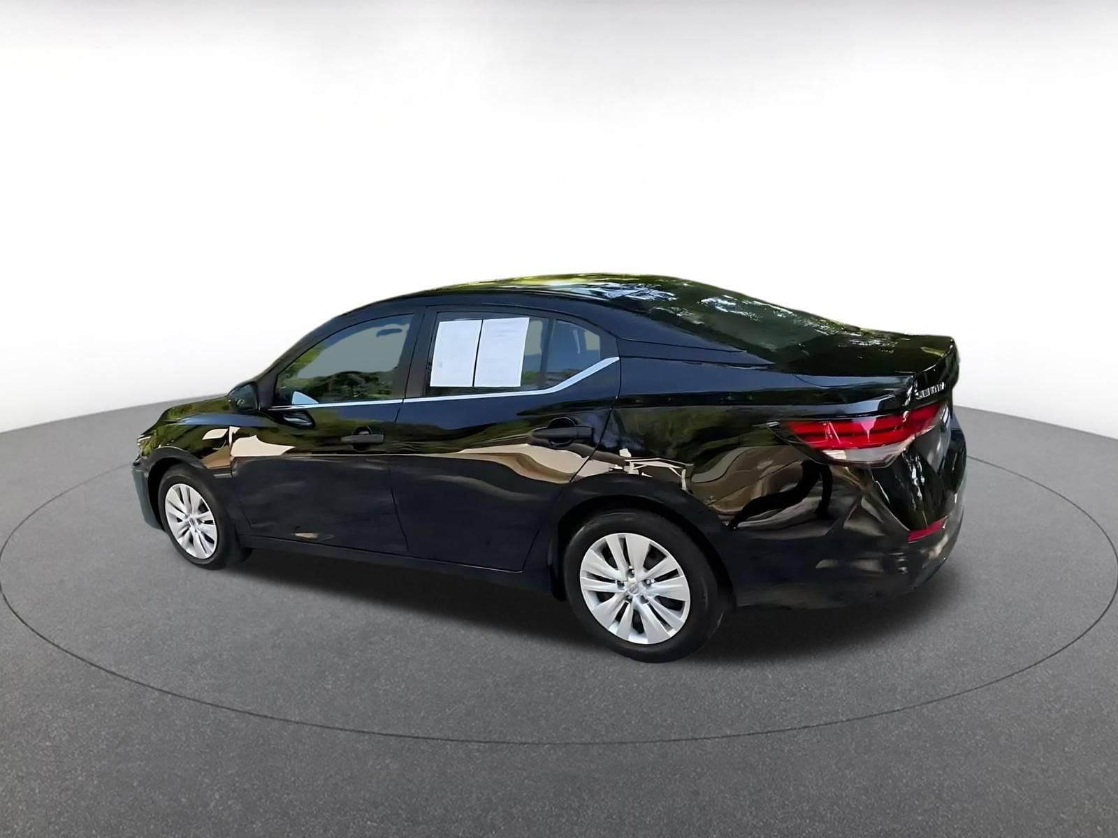 Thumbnail: 2025 Nissan Sentra - 9