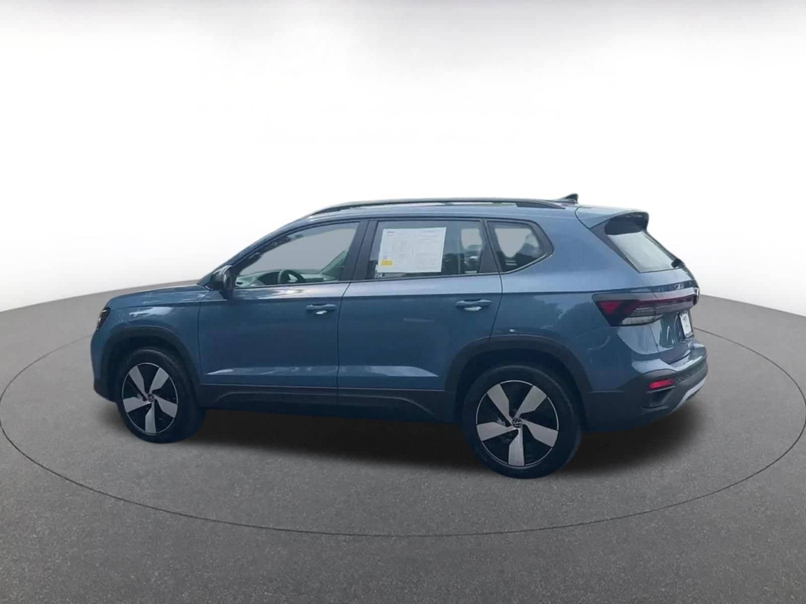 Thumbnail: 2026 Volkswagen Taos - 9