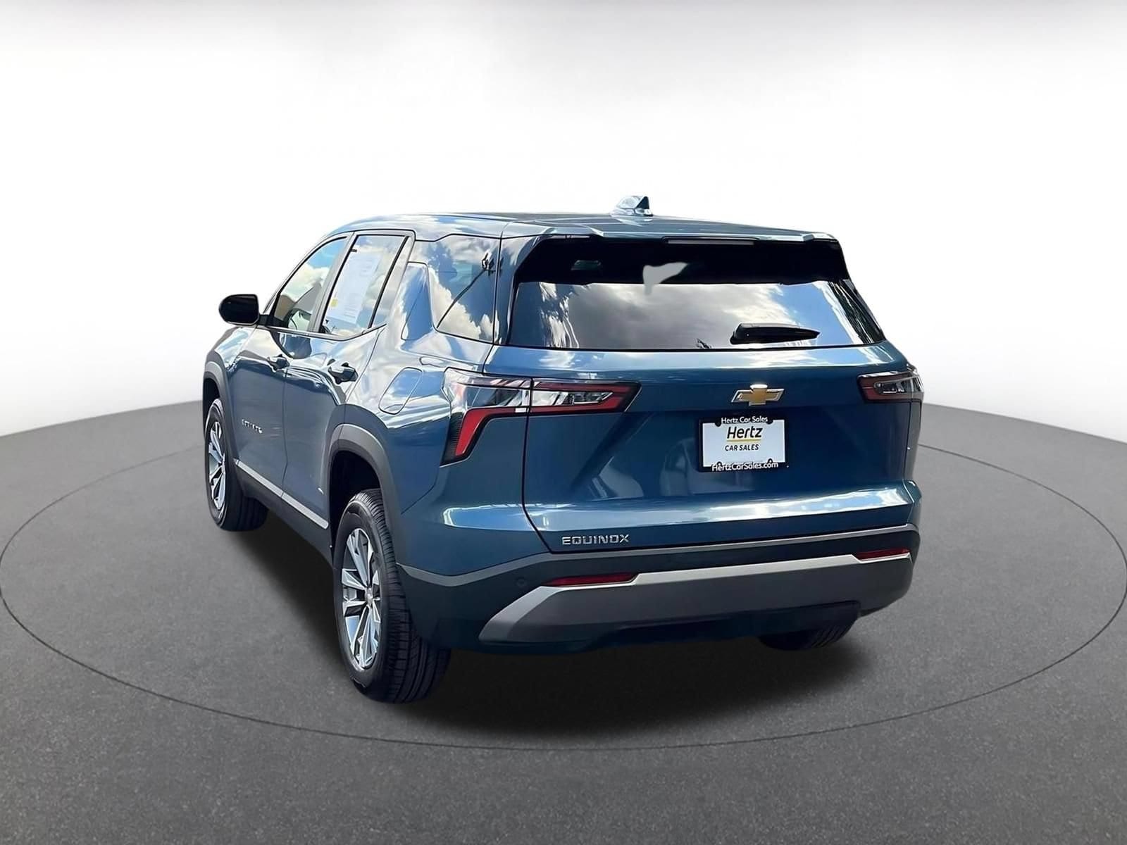 Thumbnail: 2025 Chevrolet Equinox - 10