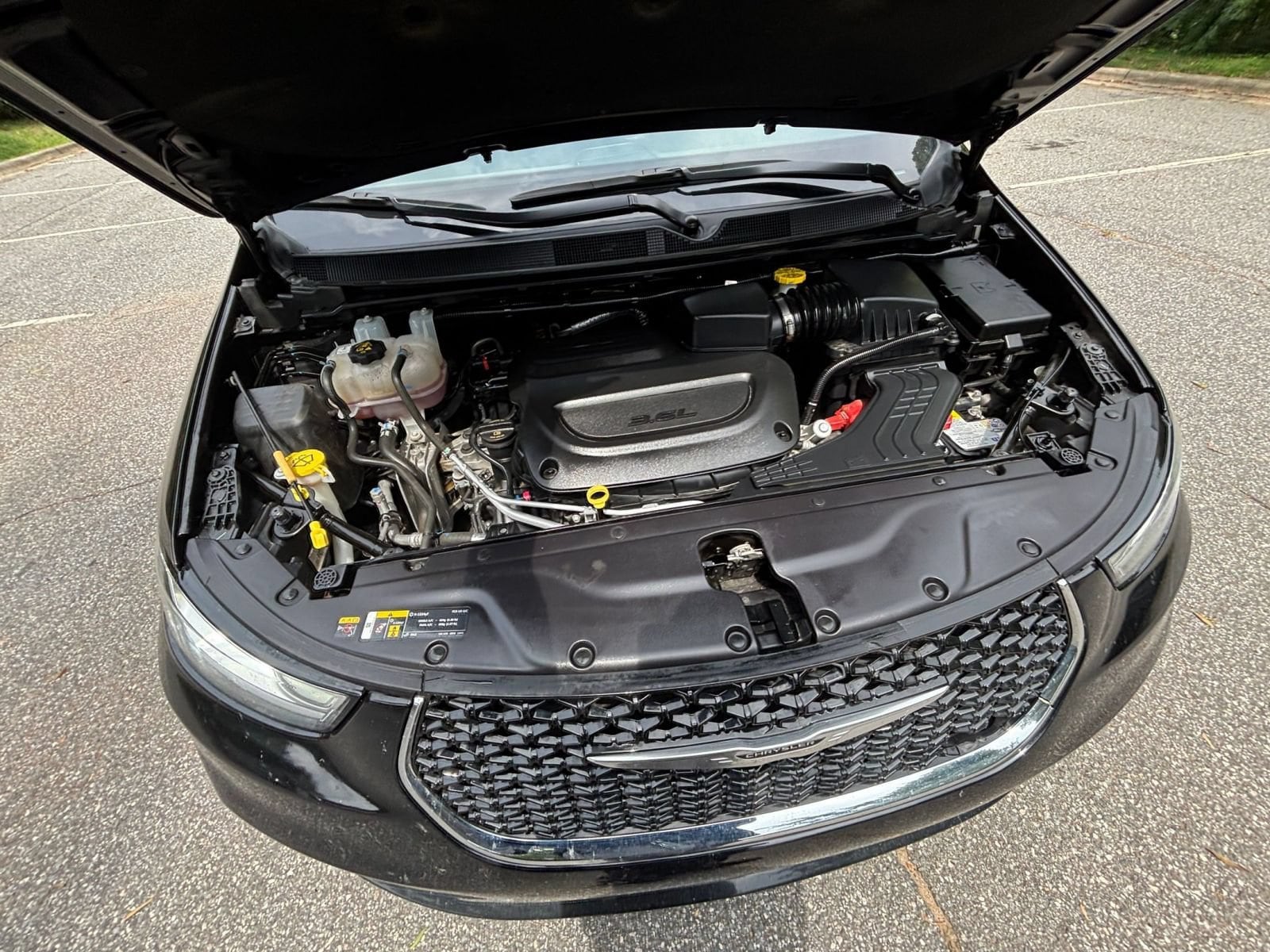 Thumbnail: 2025 Chrysler Pacifica - 28