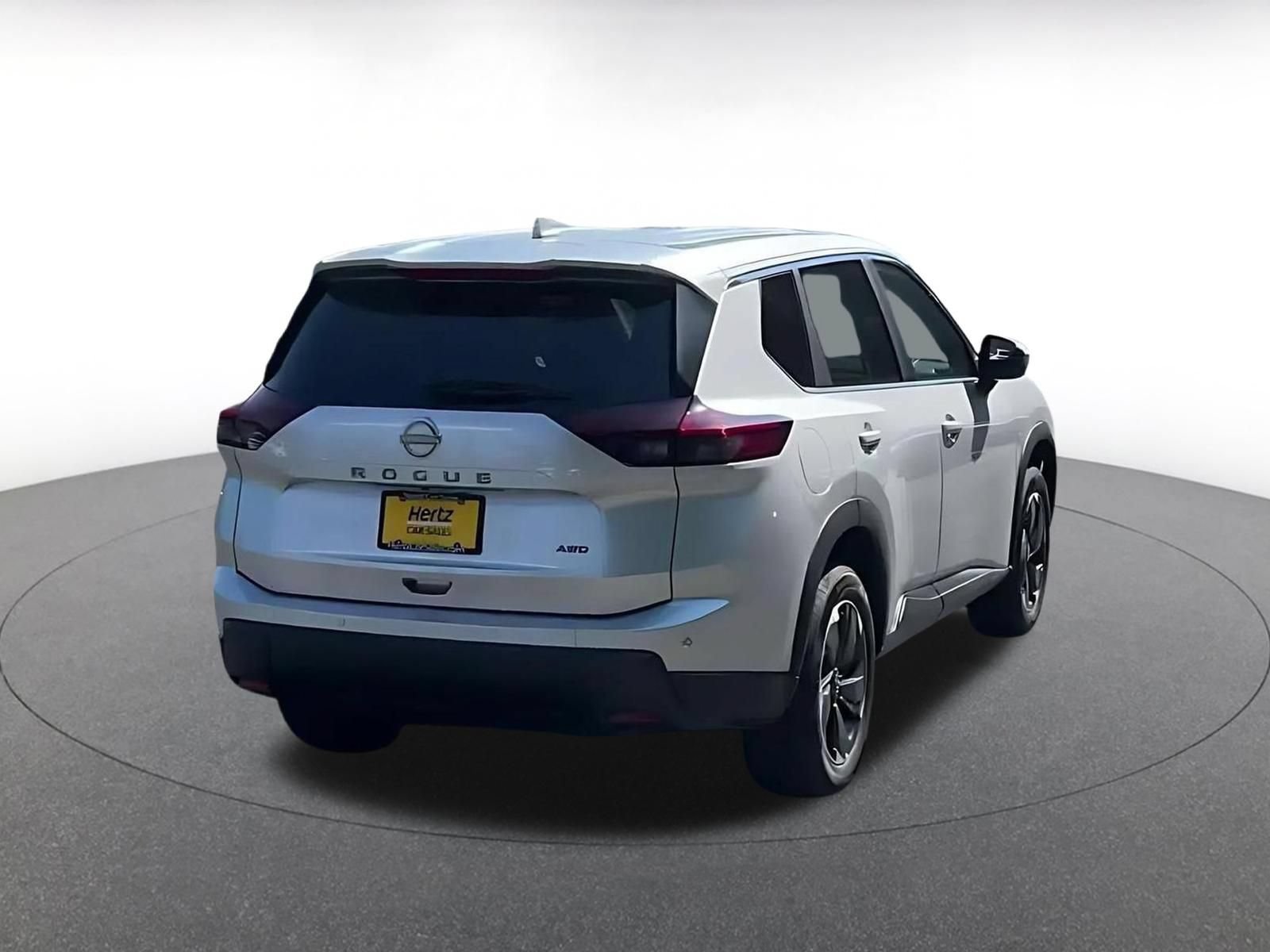Thumbnail: 2025 Nissan Rogue - 13