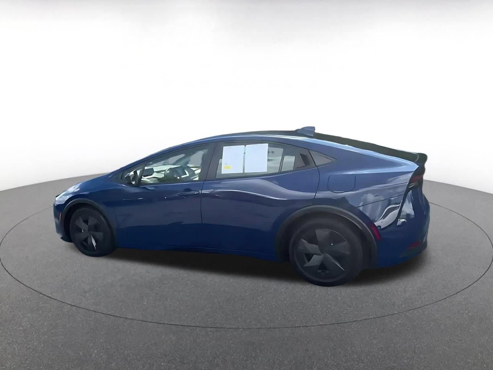 Thumbnail: 2025 Toyota Prius - 9