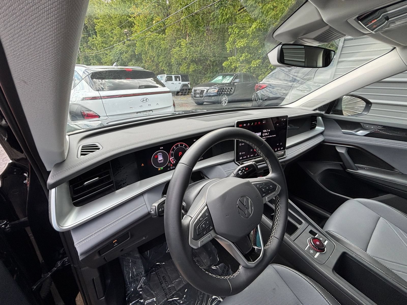 Thumbnail: 2026 Volkswagen Tiguan - 30