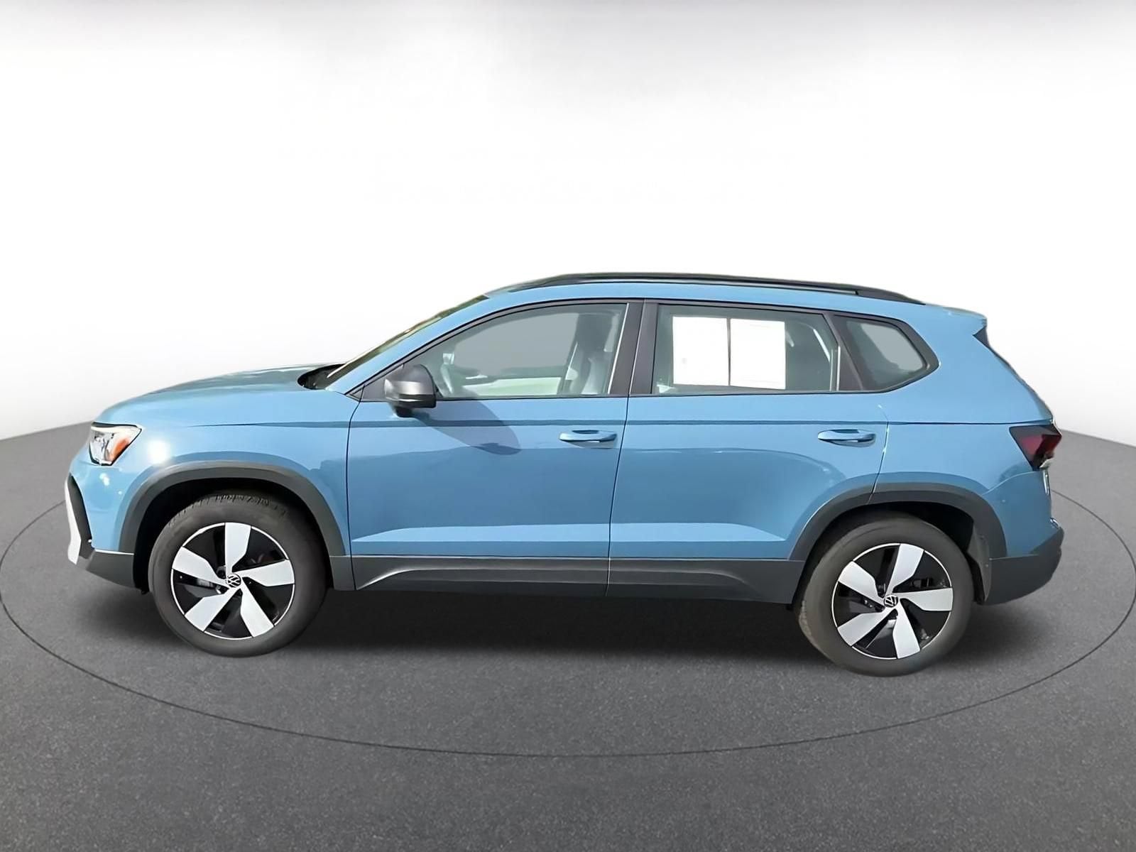 Thumbnail: 2026 Volkswagen Taos - 8