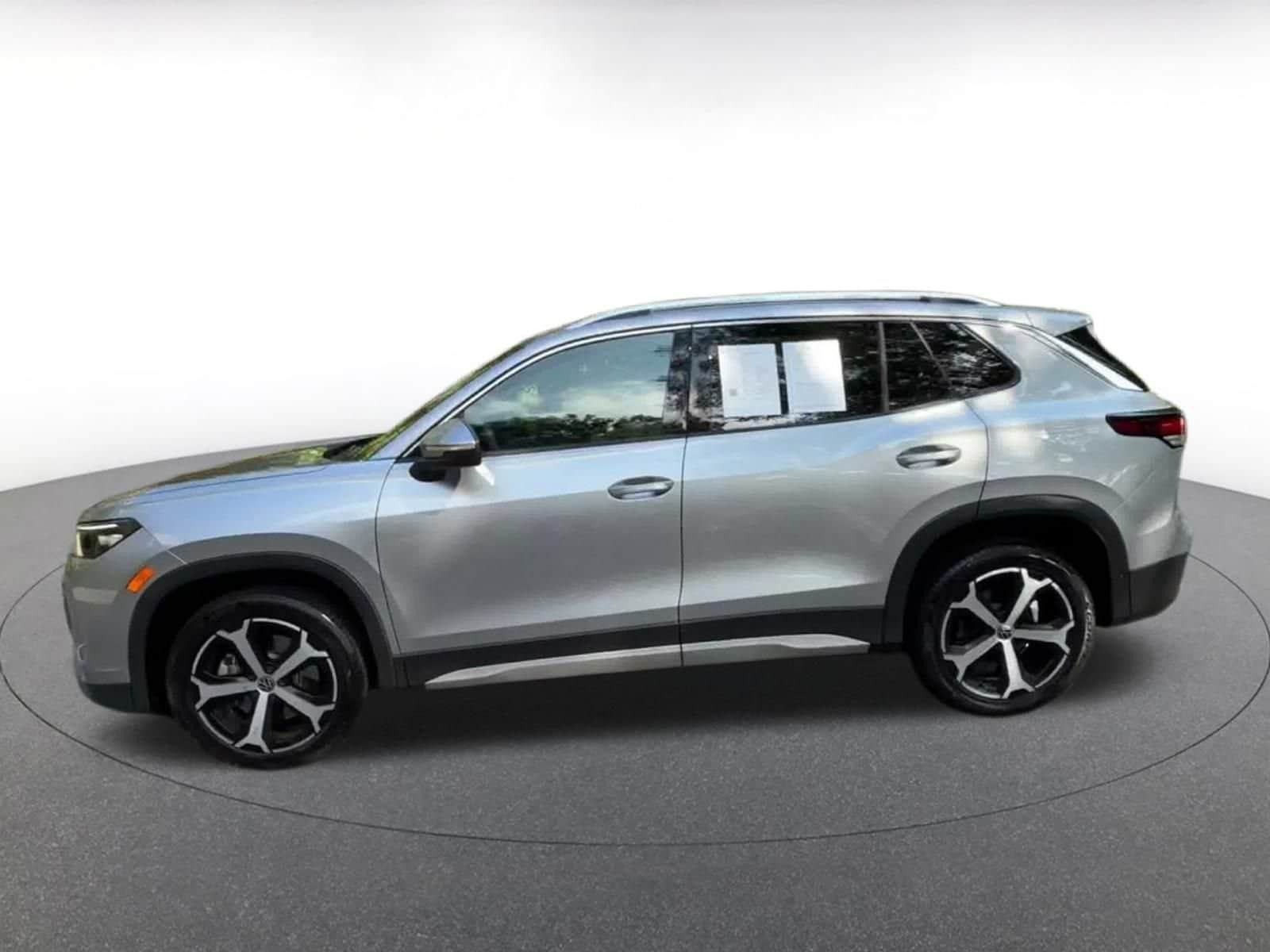 Thumbnail: 2026 Volkswagen Tiguan - 8