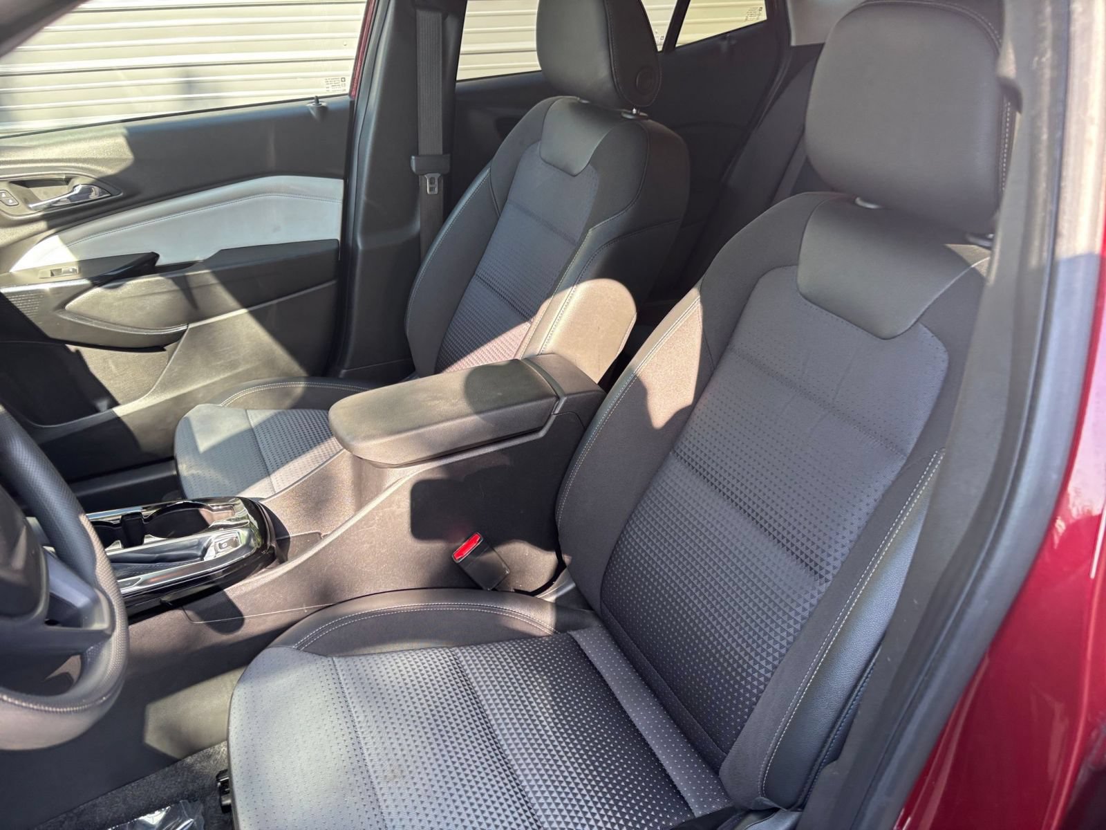 Thumbnail: 2025 Chevrolet Trax - 30