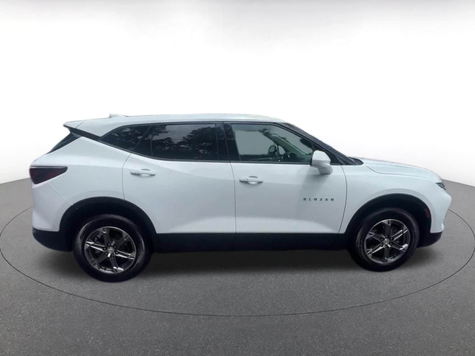 Thumbnail: 2025 Chevrolet Blazer - 15