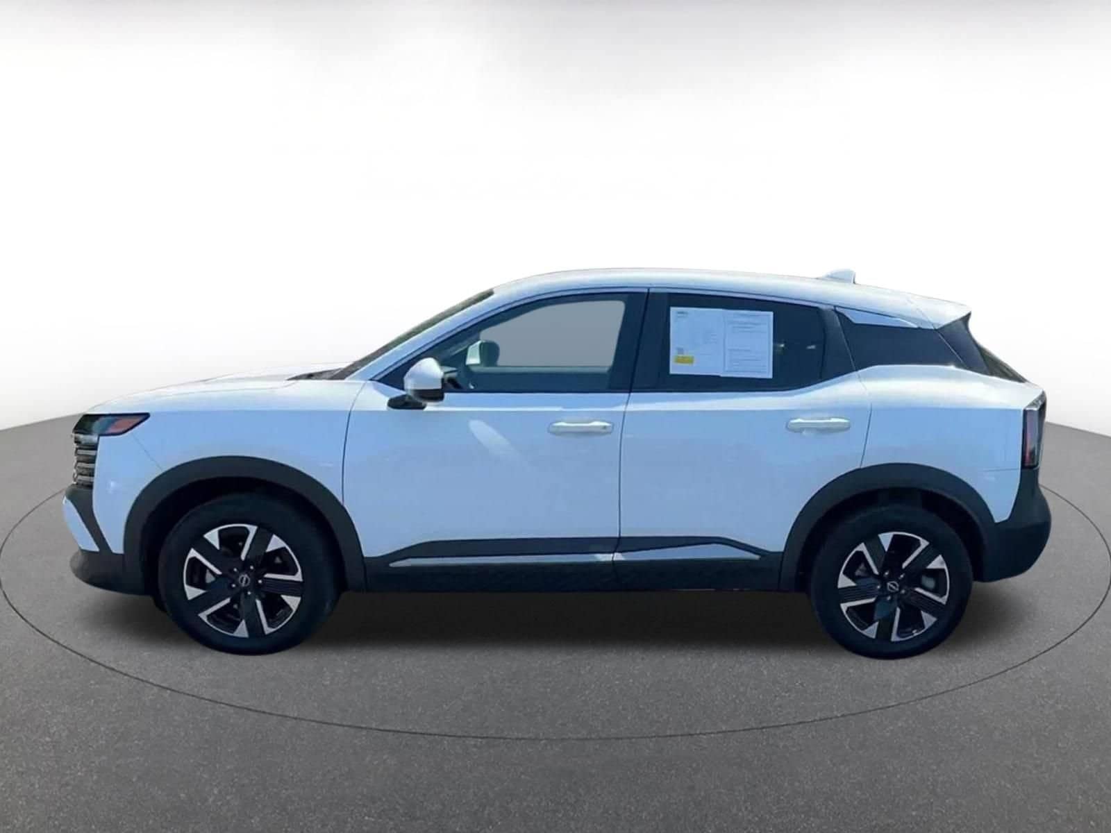 Thumbnail: 2025 Nissan Kicks - 8