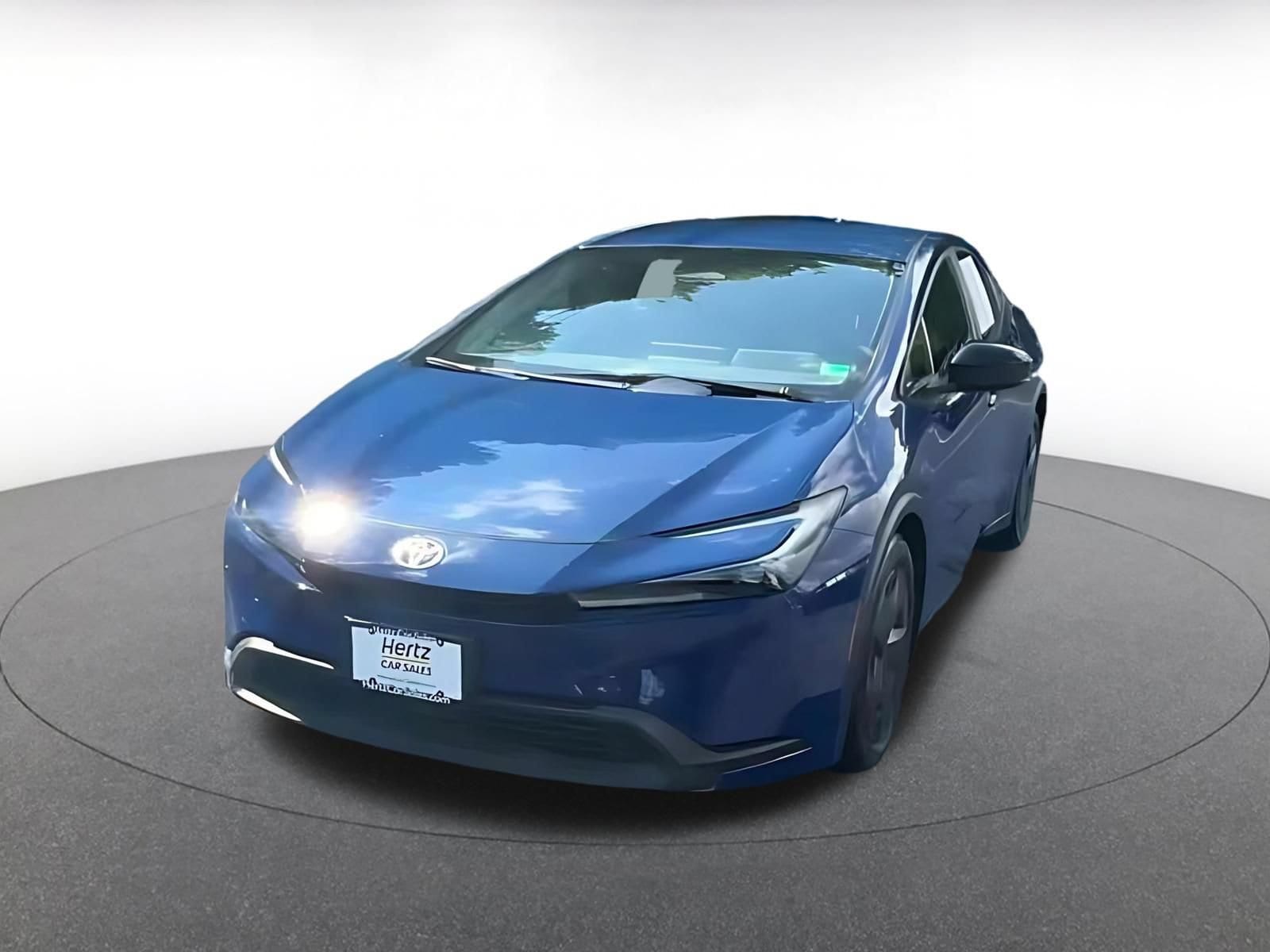 Thumbnail: 2025 Toyota Prius - 6