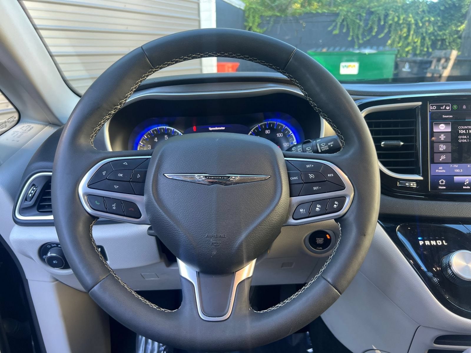 Thumbnail: 2024 Chrysler Pacifica - 28