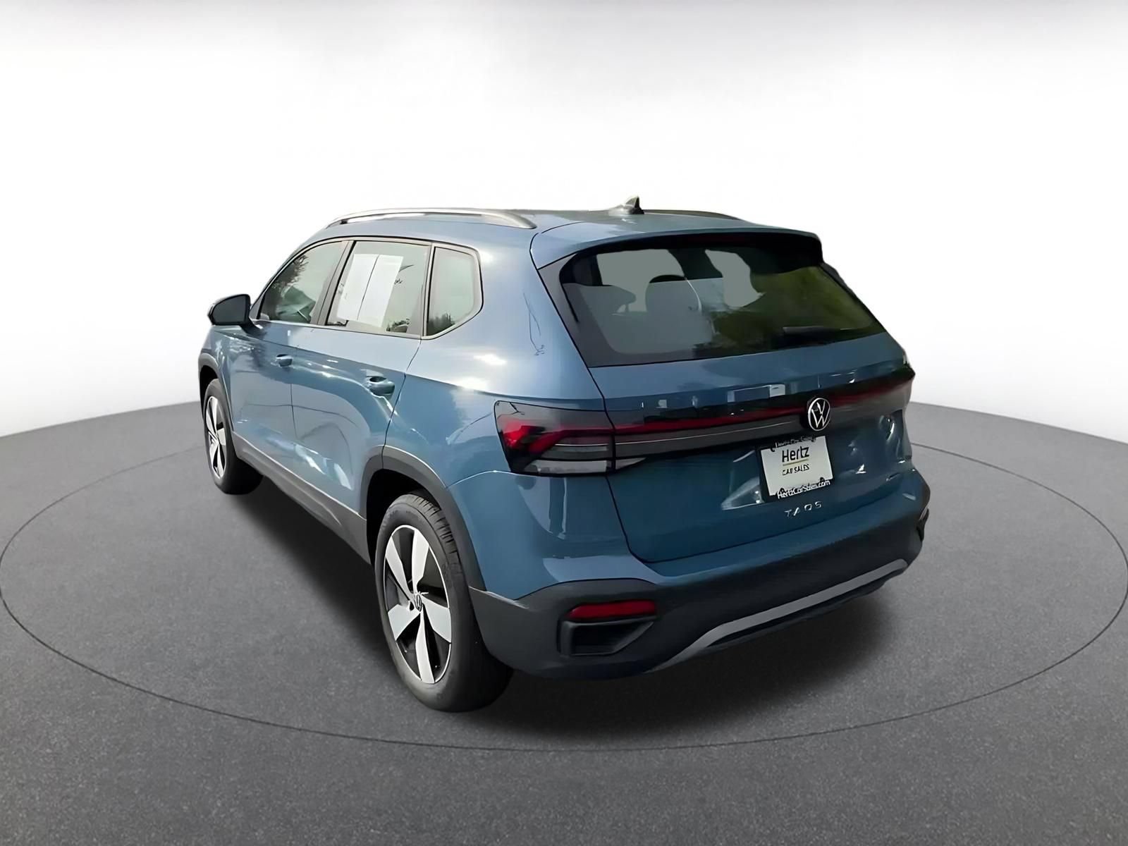 Thumbnail: 2026 Volkswagen Taos - 10