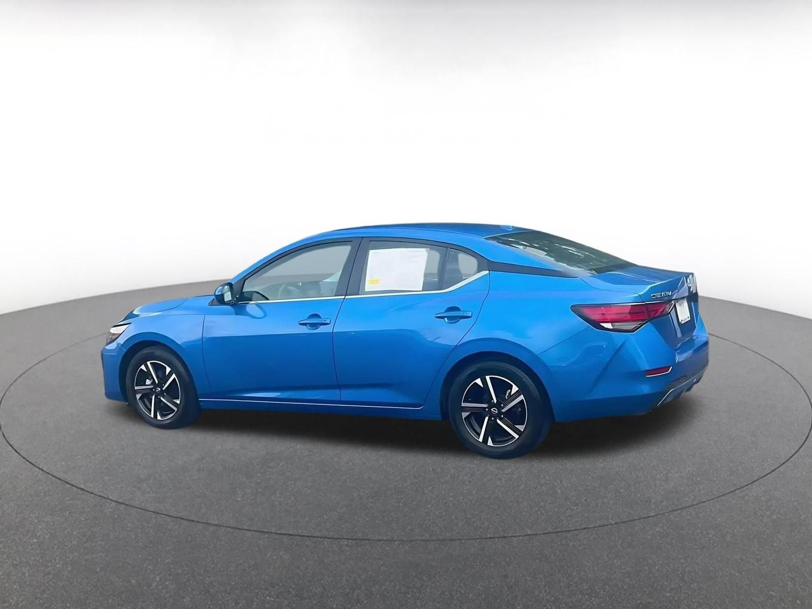 Thumbnail: 2025 Nissan Sentra - 9