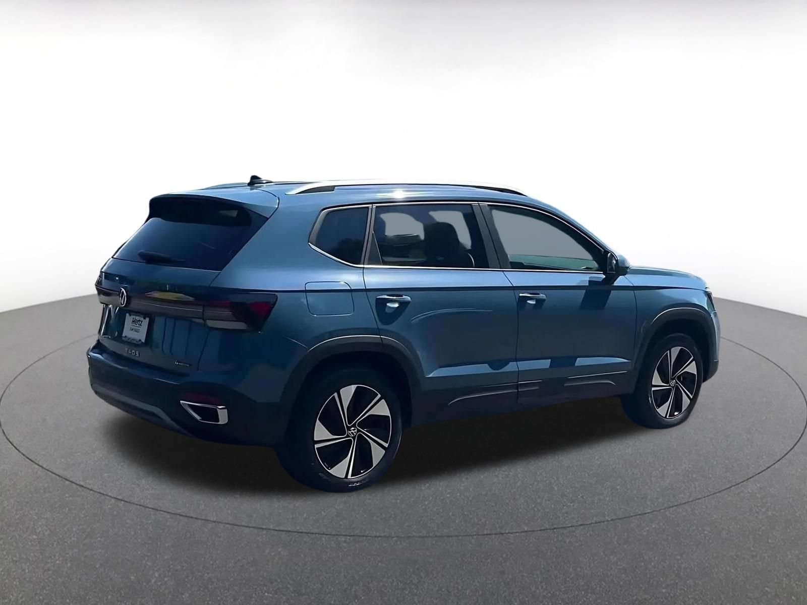 Thumbnail: 2026 Volkswagen Taos - 14
