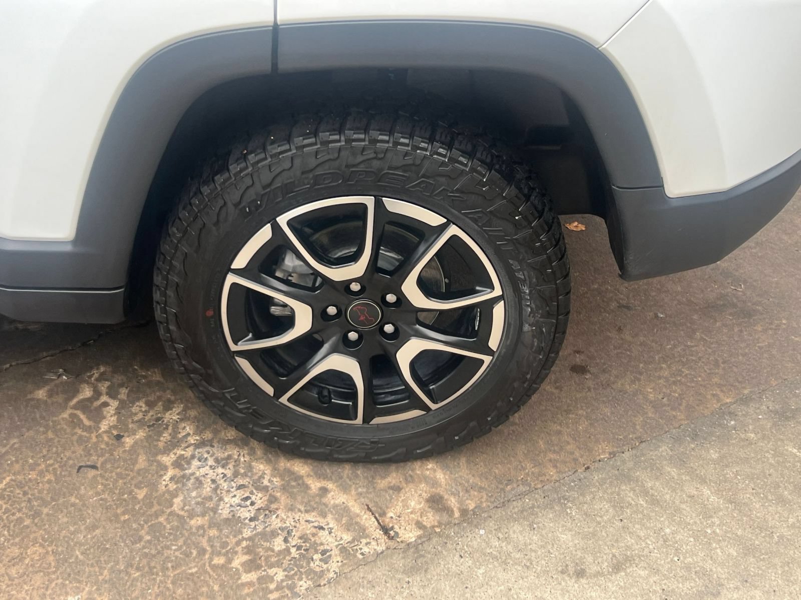 Thumbnail: 2025 Jeep Compass - 24