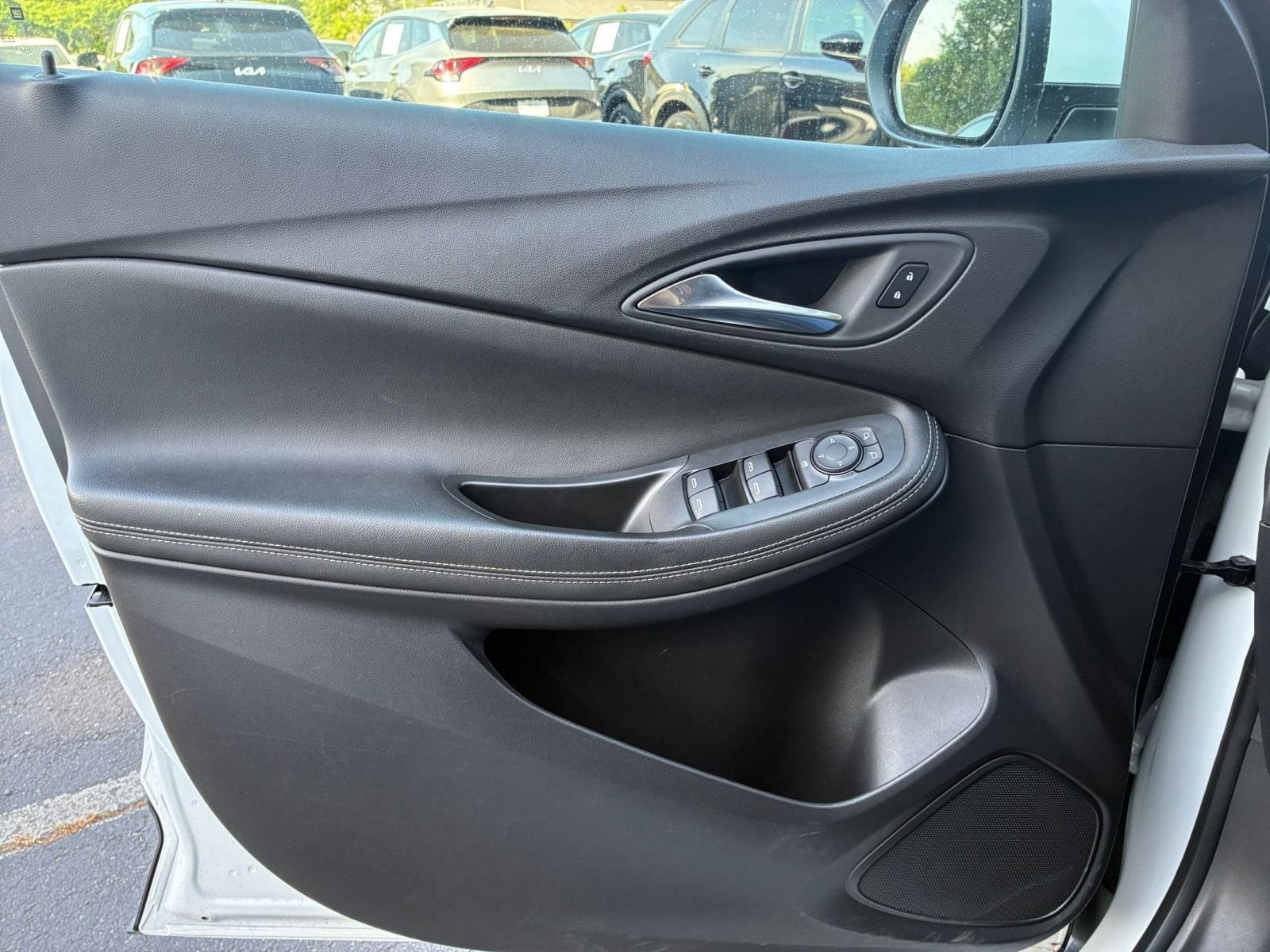 Thumbnail: 2025 Buick Encore GX - 18