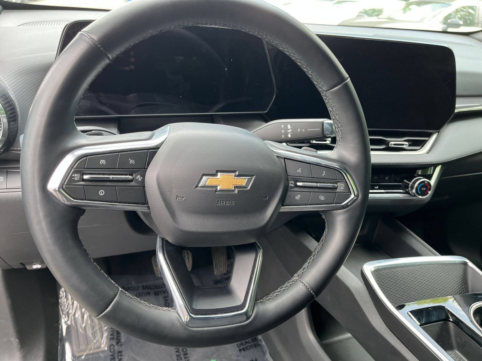 Thumbnail: 2025 Chevrolet Equinox - 32