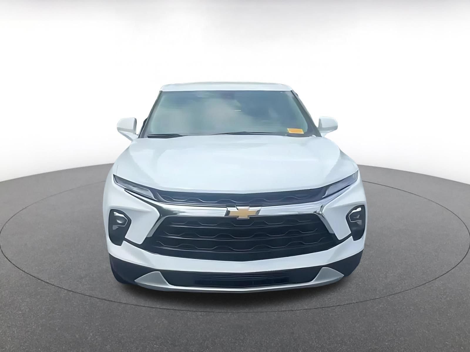 Thumbnail: 2025 Chevrolet Blazer - 4