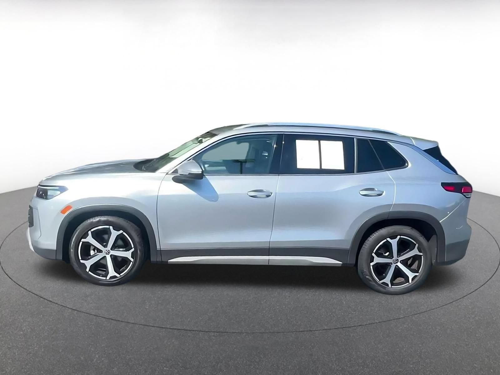 Thumbnail: 2026 Volkswagen Tiguan - 8