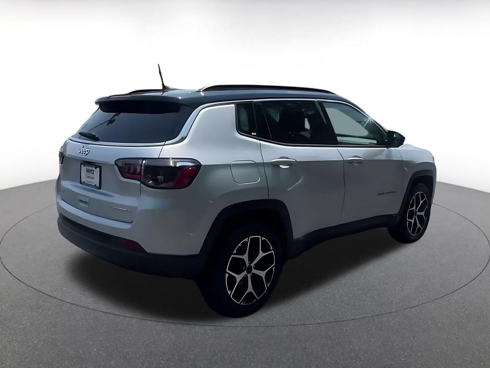 Thumbnail: 2025 Jeep Compass - 13