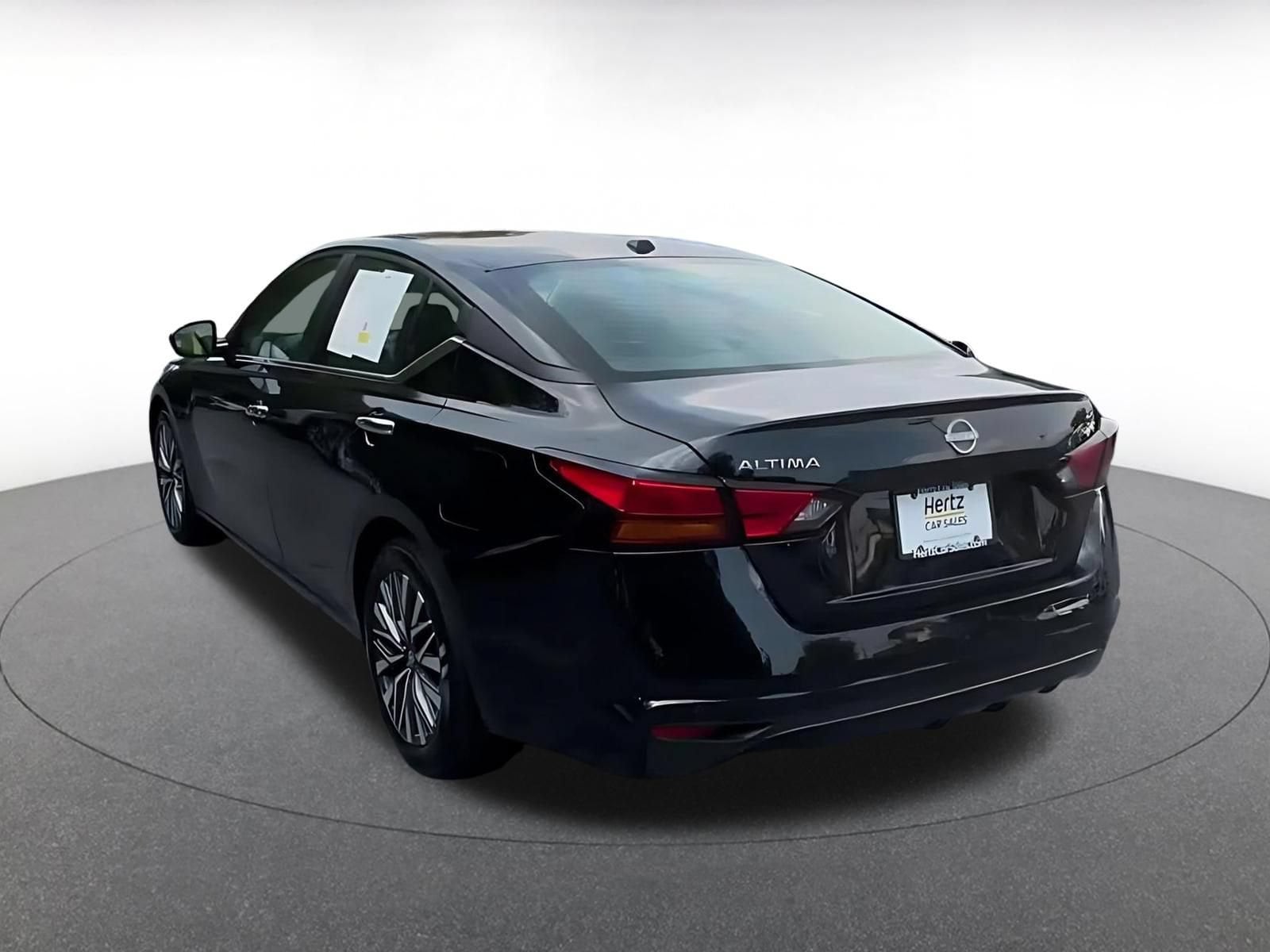 Thumbnail: 2025 Nissan Altima - 10