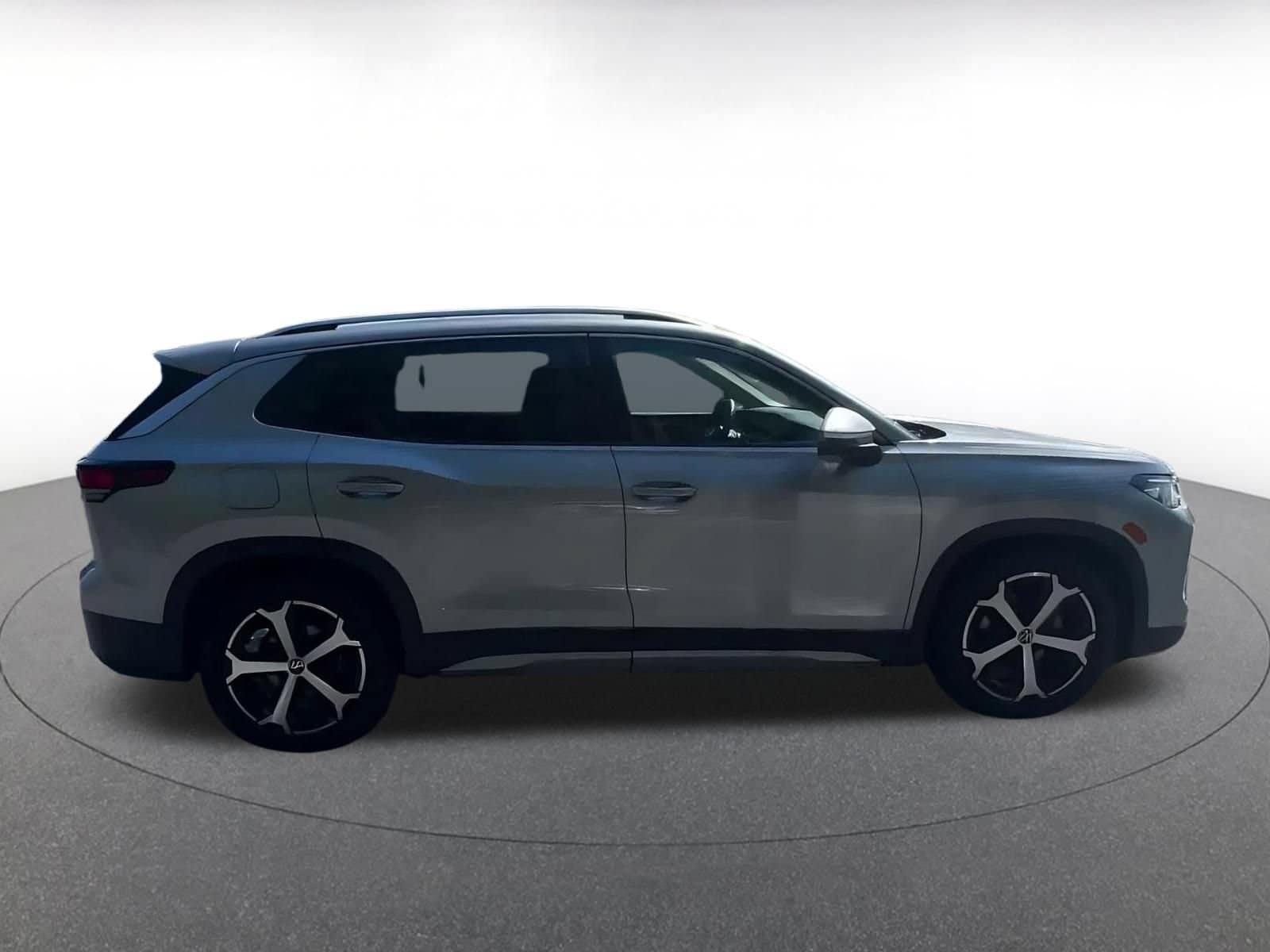 Thumbnail: 2026 Volkswagen Tiguan - 15