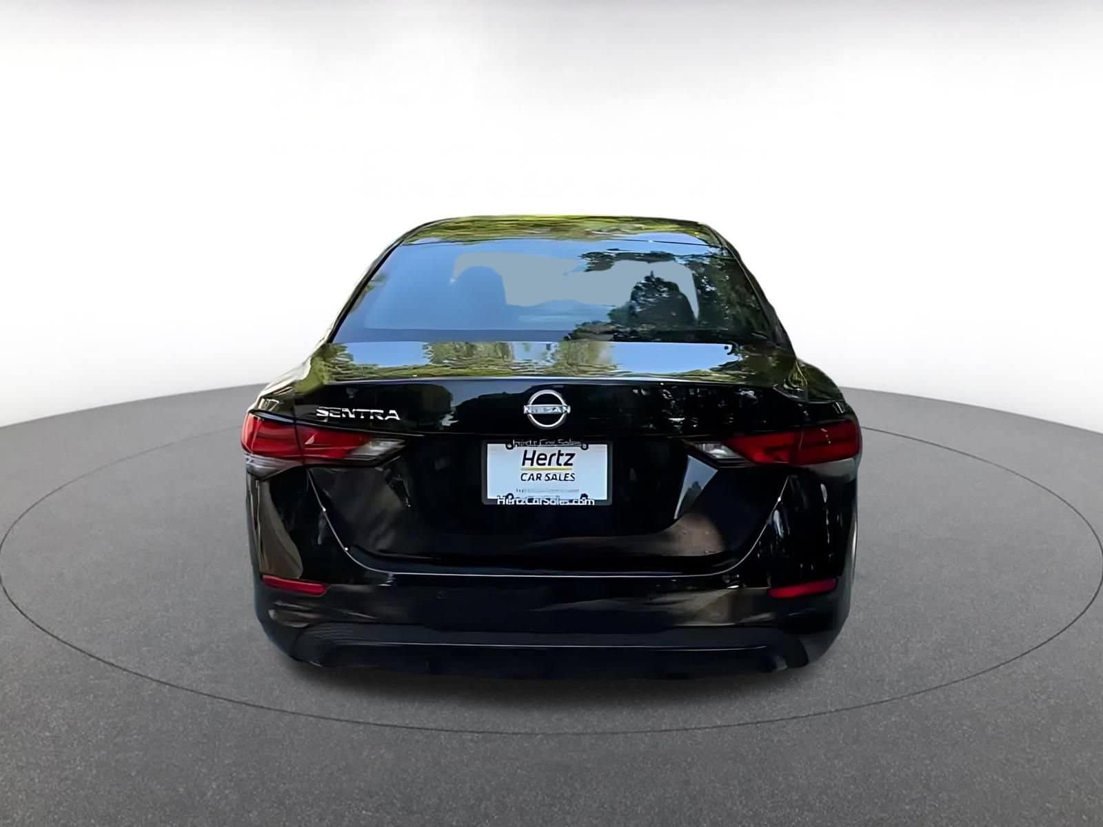 Thumbnail: 2025 Nissan Sentra - 12