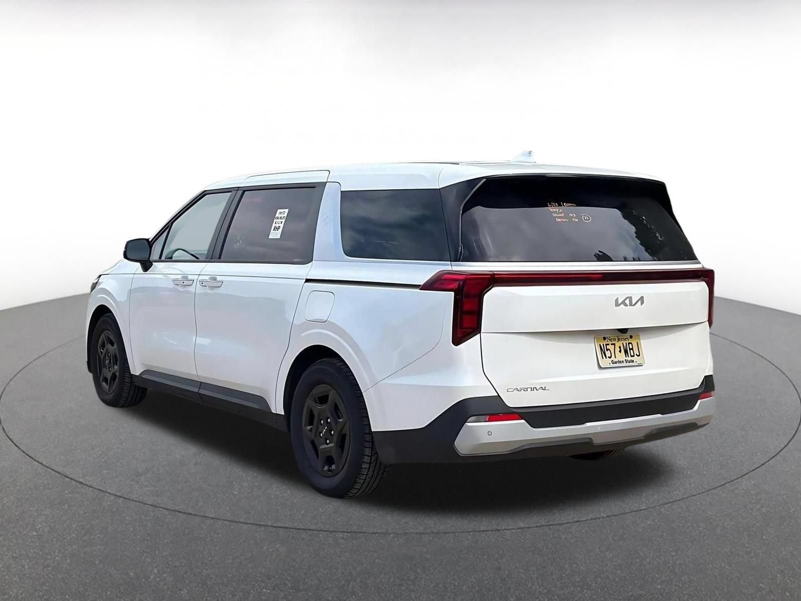 Thumbnail: 2026 Kia Carnival - 10