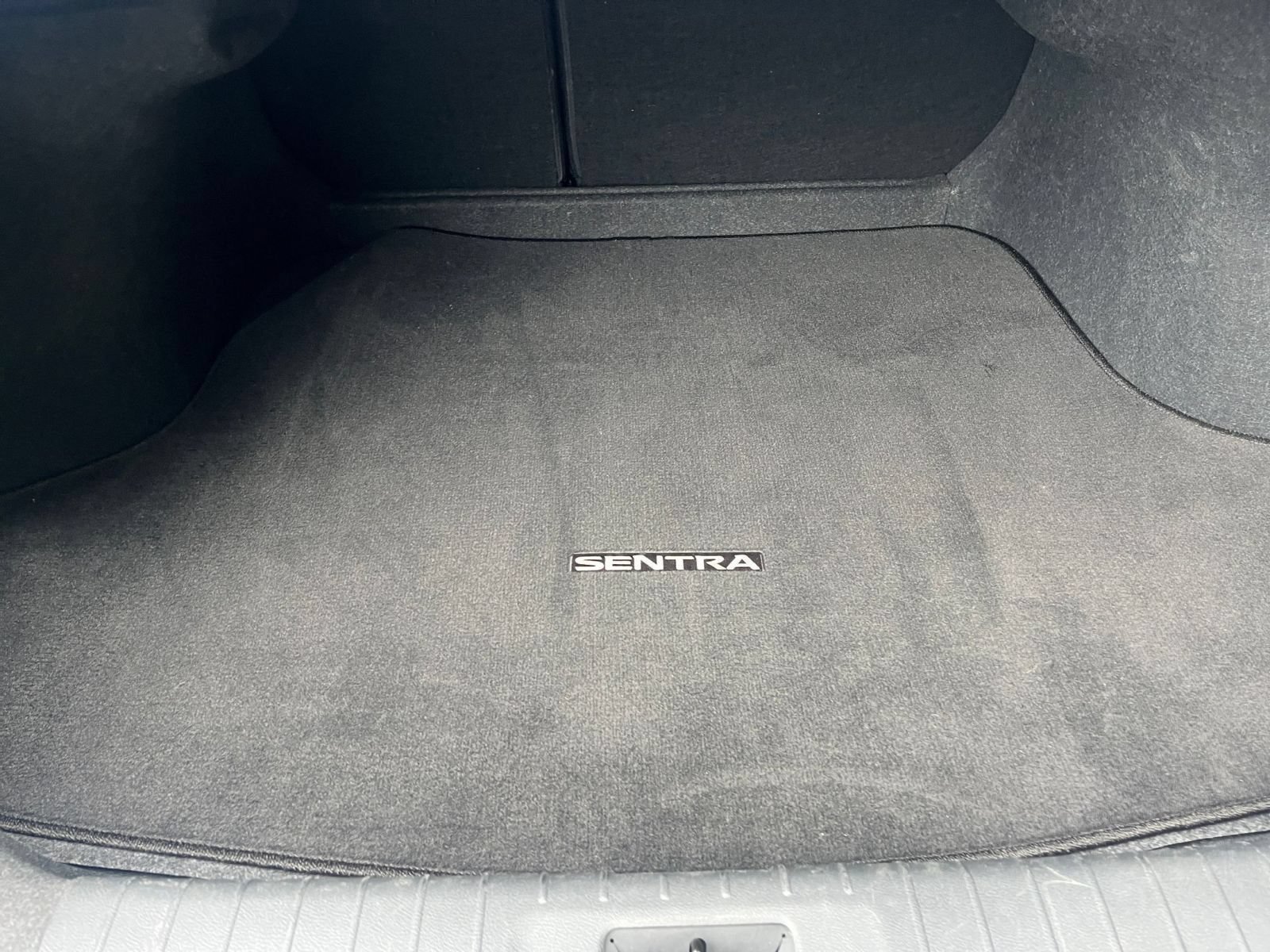 Thumbnail: 2025 Nissan Sentra - 32