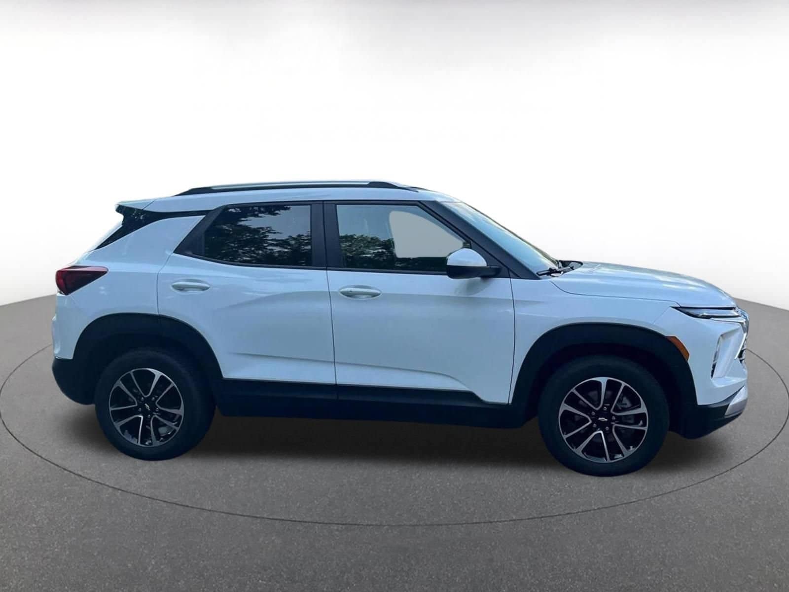Thumbnail: 2025 Chevrolet TrailBlazer - 18