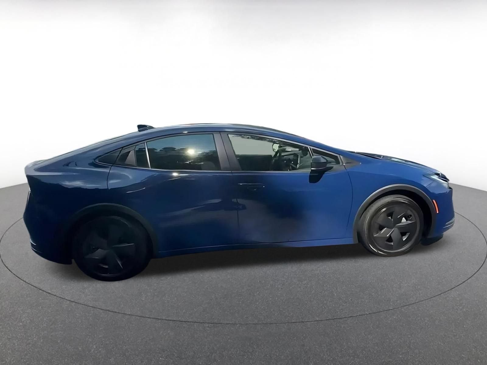 Thumbnail: 2025 Toyota Prius - 15