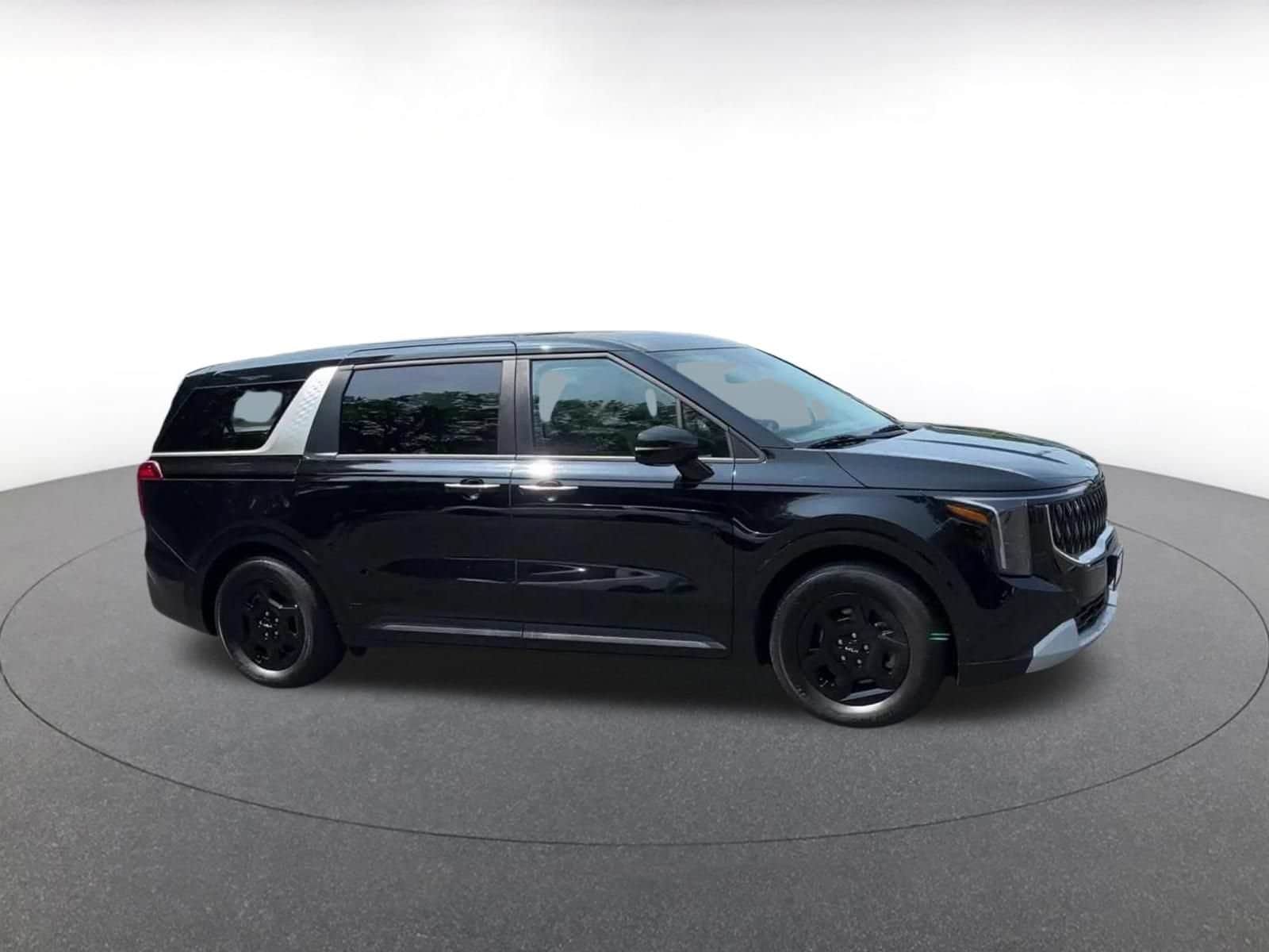 Thumbnail: 2026 Kia Carnival - 2