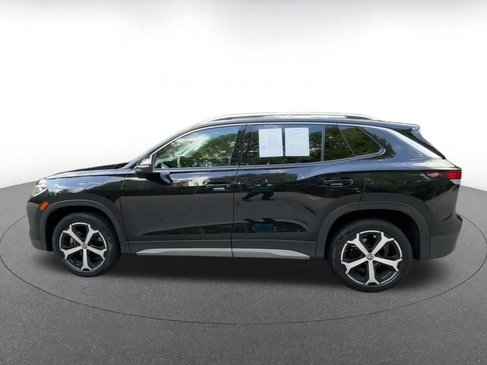 Thumbnail: 2026 Volkswagen Tiguan - 9