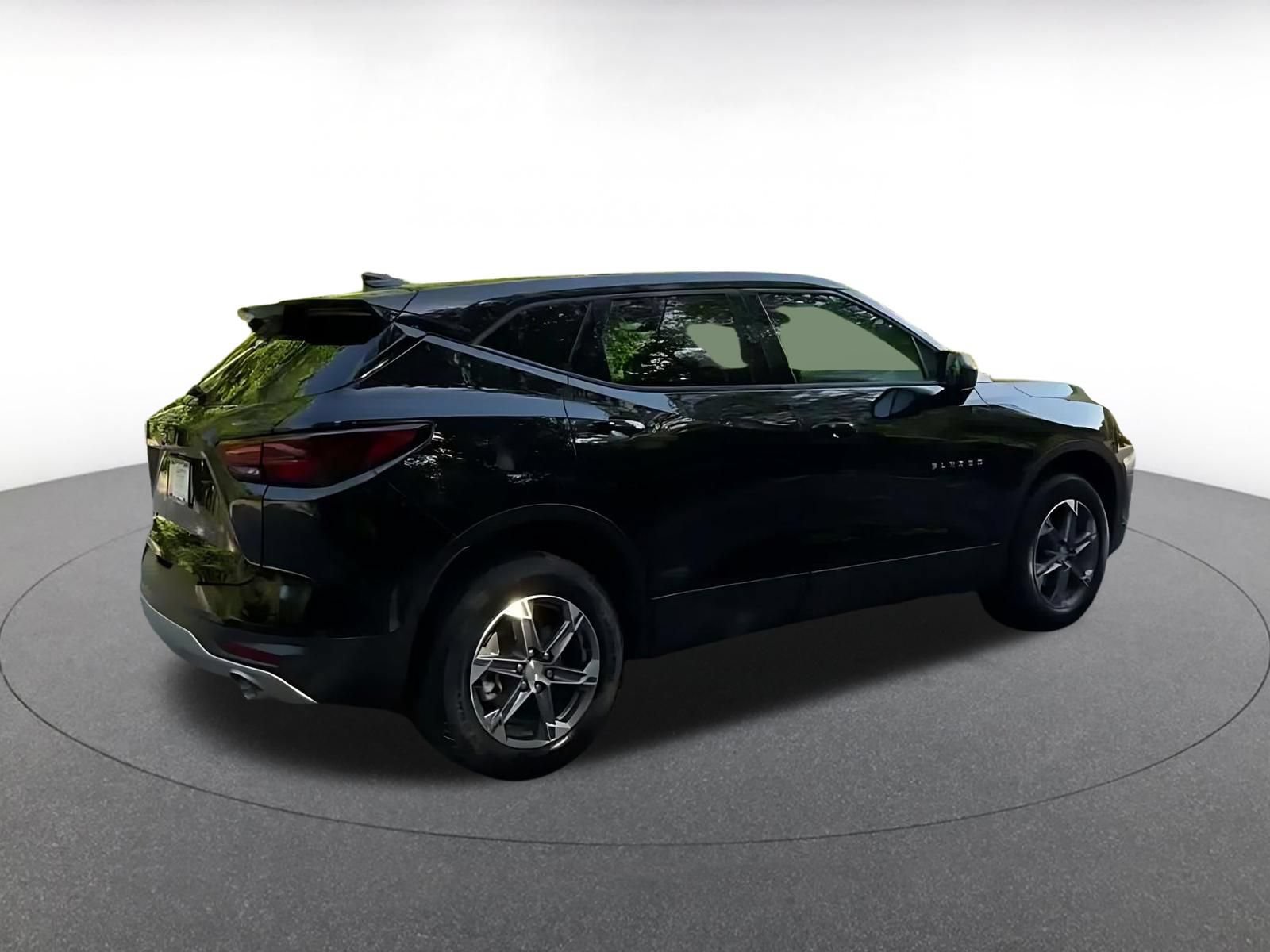 Thumbnail: 2026 Chevrolet Blazer - 14