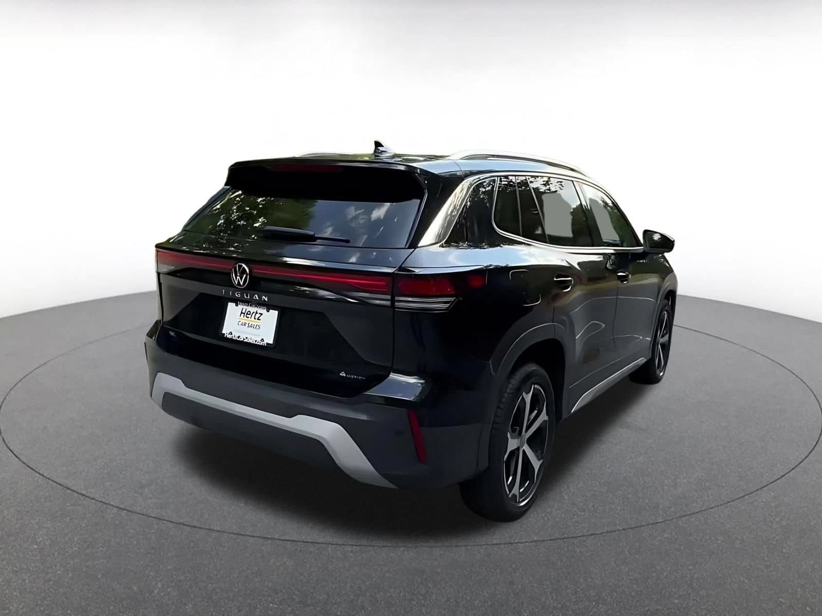 Thumbnail: 2026 Volkswagen Tiguan - 14